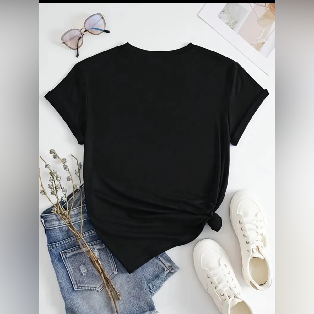 NIP Vibrant Letter Print Crew Neck T-Shirt - Soft, Breathable - Picture 4 of 5